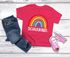 Kinder Mädchen T-Shirt Schulkind Einschulung mit Namen Regenbogen personalisierbar Geschenk Schulanfang Moonworks®preview