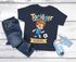 Kinder T-Shirt Fußball personalisiert – Torjäger Motiv mit Name – Geschenk für Jungen – Shirt für Geburtstag oder Einschulung Moonworks®preview