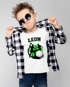 Kinder T-Shirt Jungen mit {style_variation_string} Design und Wunschname personalisierte Geschenke {replace1} Moonworks®preview