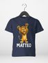 Kinder T-Shirt Löwe mit Name – personalisiertes Shirt für Jungen – Tiermotiv bedruckt – Geschenk zur Einschulung oder Geburtstag Moonworks®preview