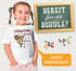 Kinder T-Shirt Mächen Schulanfang {style_variation_string} Jahreszahl Einschulungsshirt mit Strichzeichnung Name Jahreszahl personalisiert Geschenkidee Schulstart 2026 Erste Klasse SpecialMe®preview