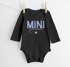 Langarm Baby Body Schriftzug Mini personalisiert mit Familienname Wunschname Geschenk Geburt Bio-Baumwolle SpecialMe®preview